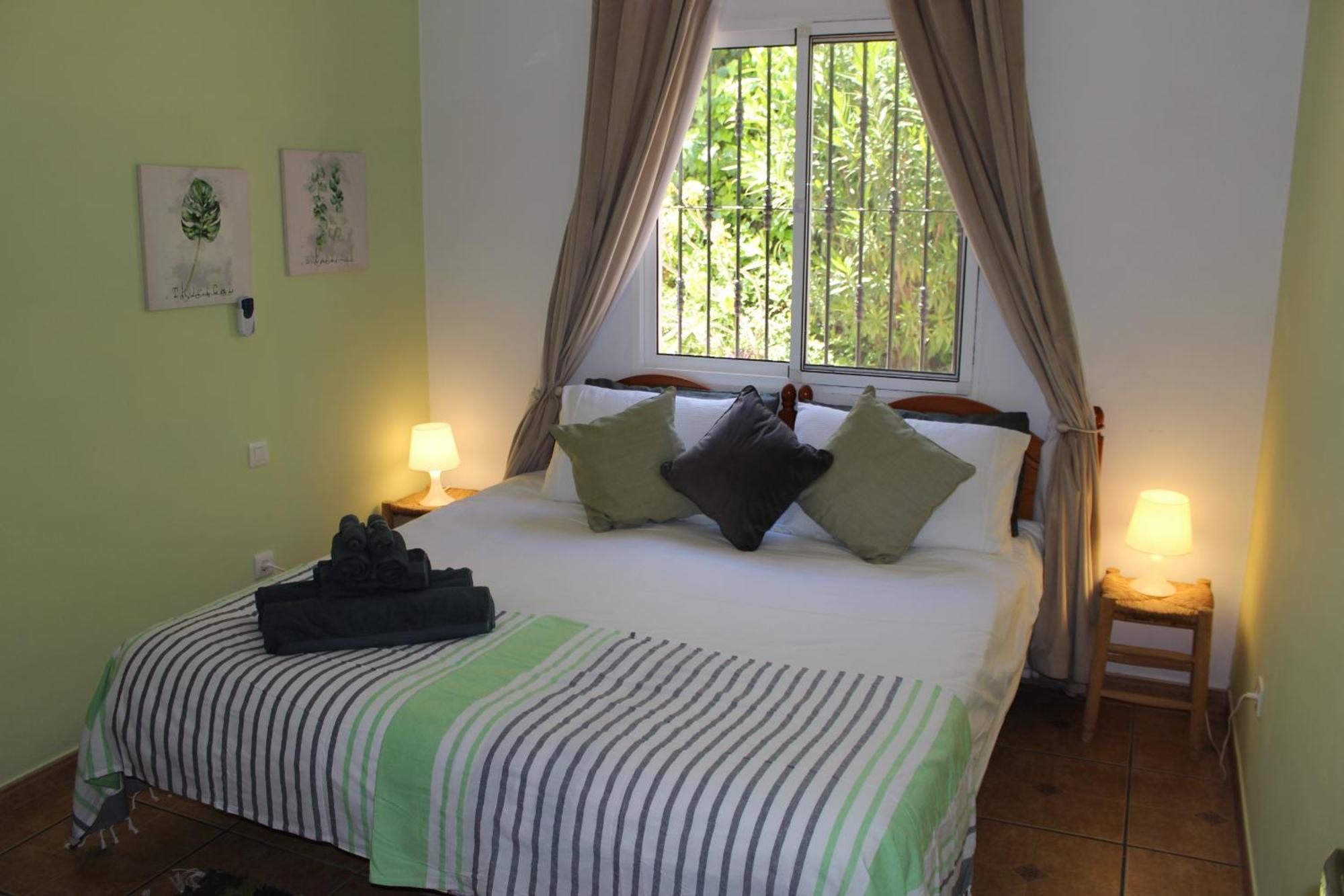 Casa Vista Maroma Guest House Cómpeta Chambre photo